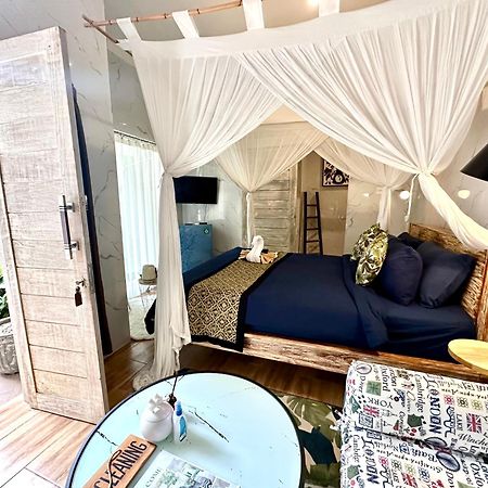 Kubu Guest House Seminyak  Bagian luar foto