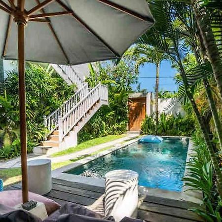 Kubu Guest House Seminyak  Bagian luar foto