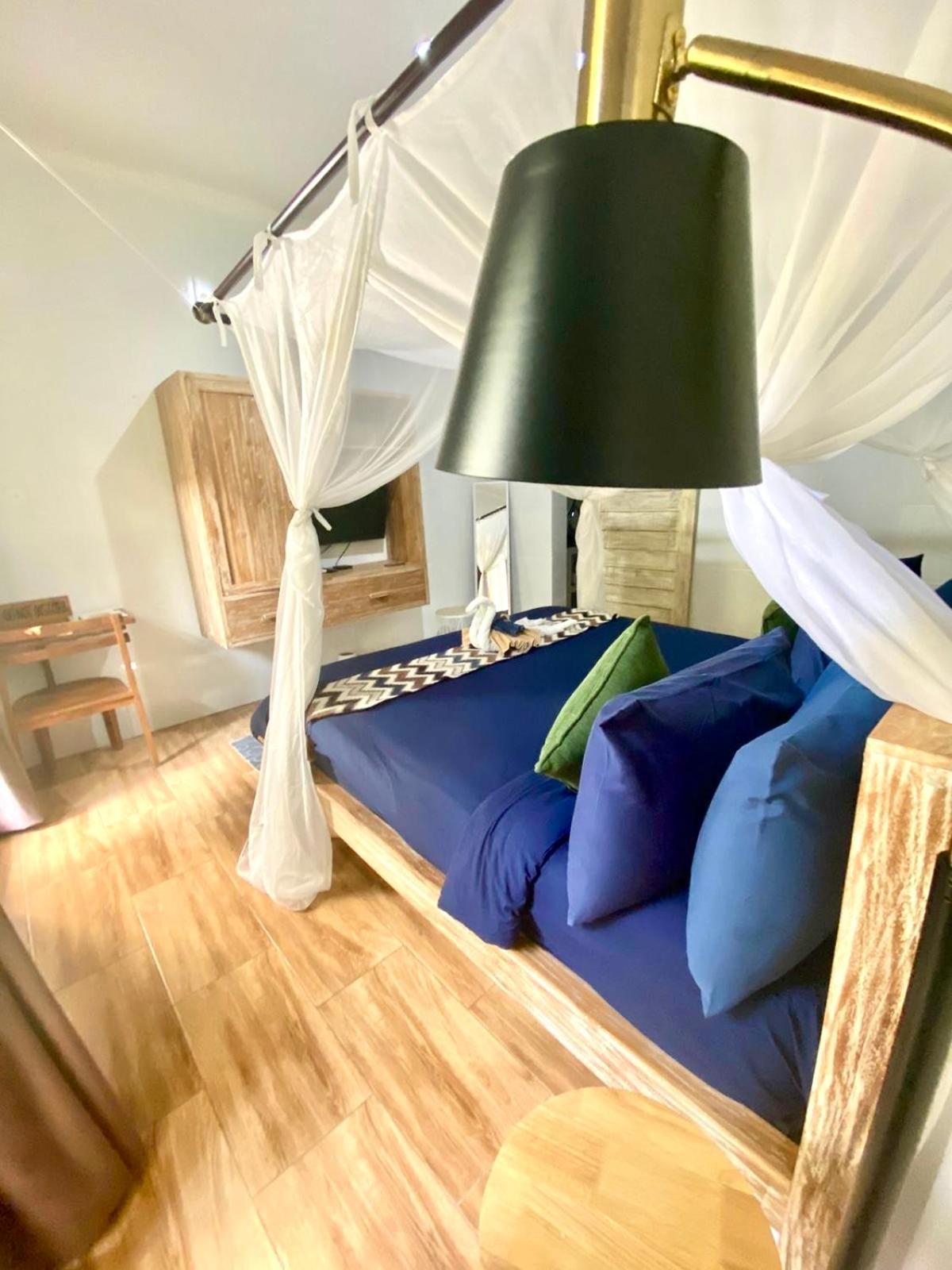 Kubu Guest House Seminyak  Bagian luar foto