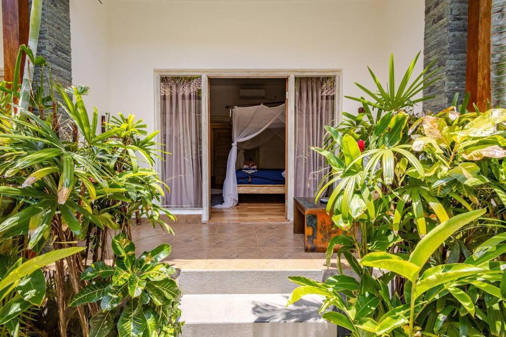 Kubu Guest House Seminyak  Bagian luar foto