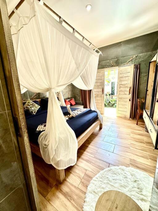 Kubu Guest House Seminyak  Bagian luar foto